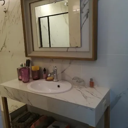 La Ferme De La Chapelle - Et D'hotes 체레인