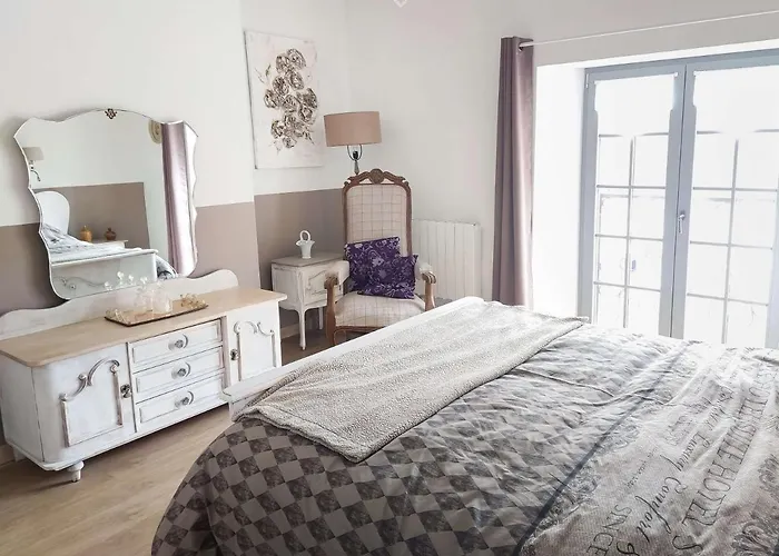 La Ferme De La Chapelle - Et D'hôtes Appartement